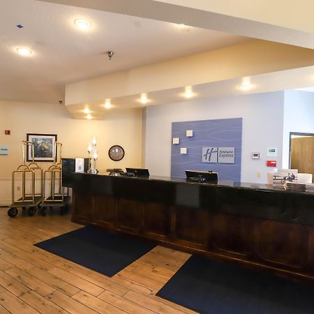 Holiday Inn Express St Ignace-Lake Central By Ihg Saint Ignace Exteriör bild