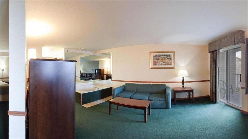 Holiday Inn Express St Ignace-Lake Central By Ihg Saint Ignace Exteriör bild